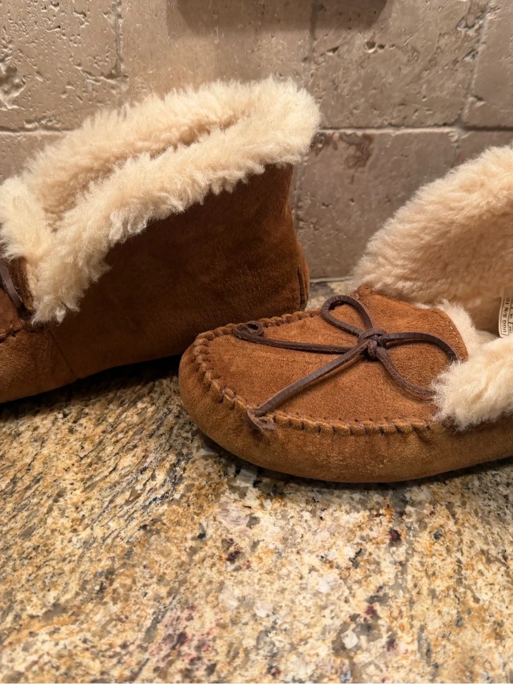 Size-6 Ugg high back fur slippers